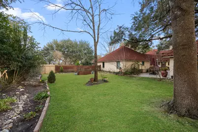 1524 Travis Street, Columbus, TX 78934 - Photo 36