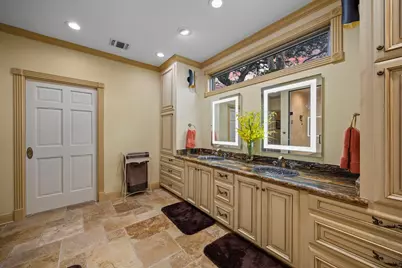 1524 Travis Street, Columbus, TX 78934 - Photo 16