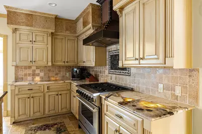 1524 Travis Street, Columbus, TX 78934 - Photo 34