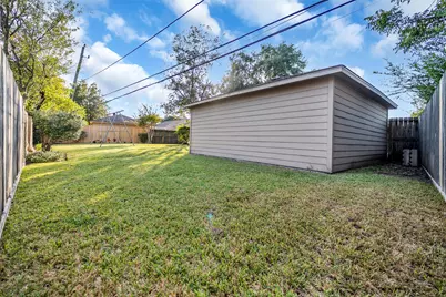 7015 Lacy Hill Drive, Houston, TX 77036 - Photo 34