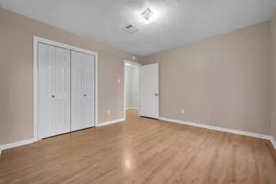 7015 Lacy Hill Drive, Houston, TX 77036 - Photo 28