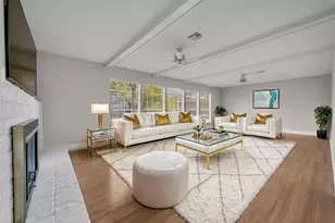 7015 Lacy Hill Dr, Houston, TX 77036 - Photo 14