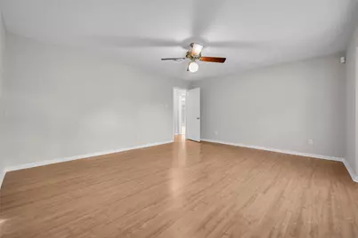 7015 Lacy Hill Drive, Houston, TX 77036 - Photo 22