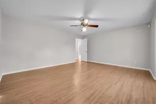 7015 Lacy Hill Dr, Houston, TX 77036 - Photo 22