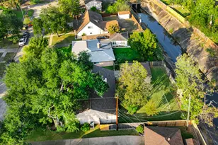 7015 Lacy Hill Dr, Houston, TX 77036 - Photo 44