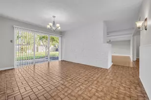 7015 Lacy Hill Dr, Houston, TX 77036 - Photo 14