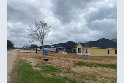 175 Oak Cluster Drive, Columbus, TX 78934 - Photo 2