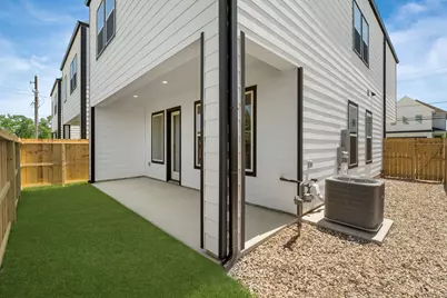 2210 Mansfield, Houston, TX 77091 - Photo 32