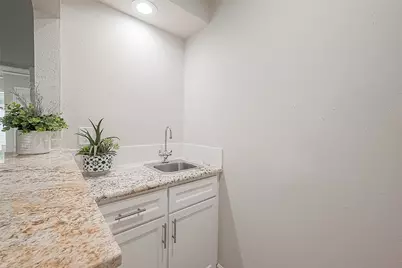 6107 Sanford Road, Houston, TX 77096 - Photo 14