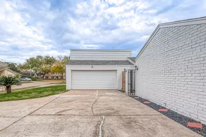 6107 Sanford Road, Houston, TX 77096 - Photo 46