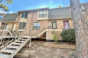 2019 Place Rebecca Ln, Houston, TX 77090 - Photo 2