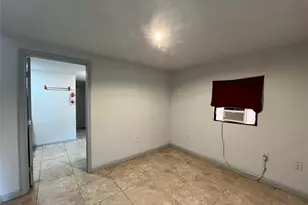 2211 Schweikhardt St, Houston, TX 77020 - Photo 4