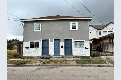 2211 Schweikhardt Street, Houston, TX 77020 - Photo 1