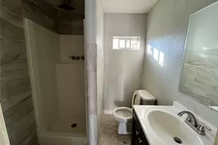 2211 Schweikhardt St, Houston, TX 77020 - Photo 20