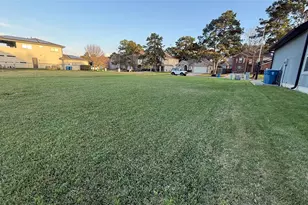 18821 Aquatic Dr, Houston, TX 77346 - Photo 12