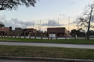 18821 Aquatic Dr, Houston, TX 77346 - Photo 26