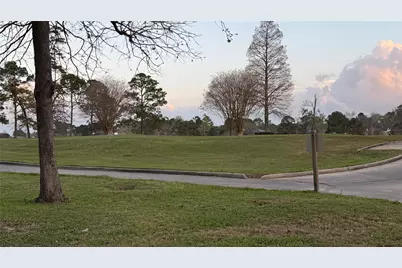 18821 Aquatic Drive, Houston, TX 77346 - Photo 22