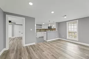 2630 Keeland St, Houston, TX 77093 - Photo 10