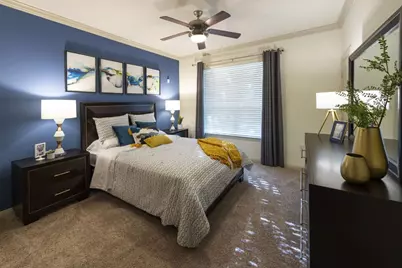 8877 Lakes At 610 Drive #318, Houston, TX 77054 - Photo 6