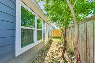 7929 Ritz St, Houston, TX 77028 - Photo 26