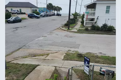 1725 18th Street, Galveston, TX 77550 - Photo 6