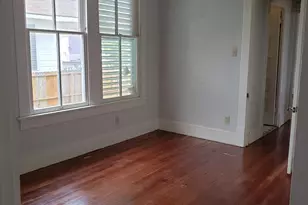 1725 18th St, Galveston, TX 77550 - Photo 4