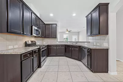 8506 Sunset Loch Drive, Spring, TX 77379 - Photo 16
