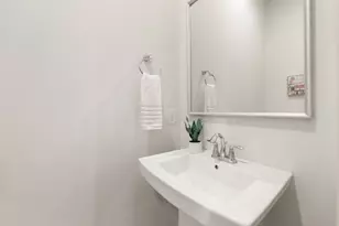 4031 Bellefontaine St, Houston, TX 77025 - Photo 8