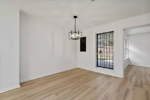 20 Woody Creek Dr, Conroe, TX 77301 - Photo 16