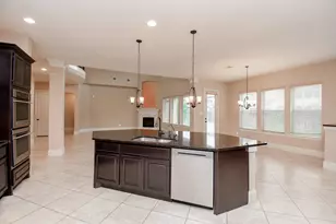 7711 Reseda St, Sugar Land, TX 77479 - Photo 22