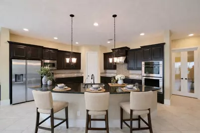 7711 Reseda Street, Sugar Land, TX 77479 - Photo 4