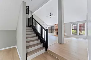 9814 Gold Cup Way, Houston, TX 77065 - Photo 18