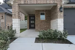 17502 Rosette Grass Dr, Conroe, TX 77385 - Photo 2