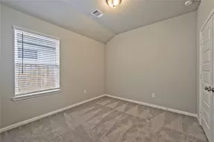 17502 Rosette Grass Dr, Conroe, TX 77385 - Photo 16
