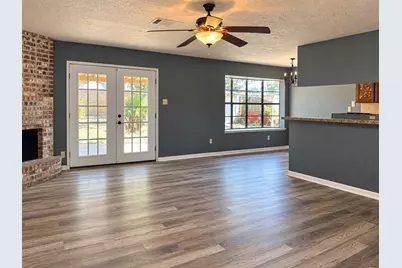 8610 Honeysuckle Street, Highlands, TX 77562 - Photo 2