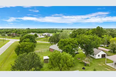 7460 Commander Roland Drive, Hitchcock, TX 77563 - Photo 40