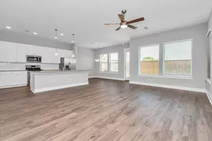 2733 Ruhman Flds Dr, Houston, TX 77008 - Photo 4