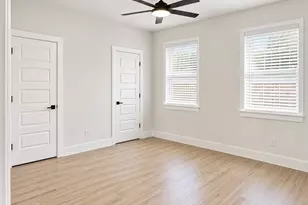 311 E Lobit, Baytown, TX 77520 - Photo 10