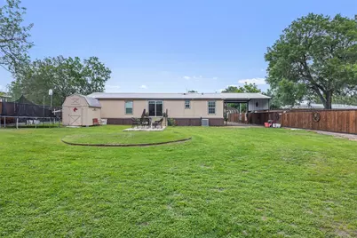 857 E Guadalupe Street, La Grange, TX 78945 - Photo 4