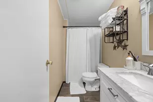 857 E Guadalupe St, La Grange, TX 78945 - Photo 16