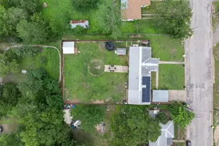 857 E Guadalupe St, La Grange, TX 78945 - Photo 28