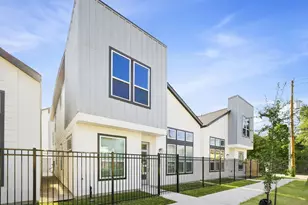 6071 Cebra St, Houston, TX 77091 - Photo 2