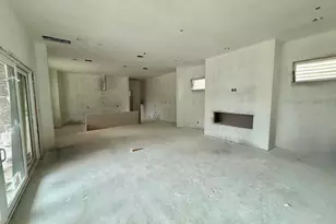 1002 E 6th 1/2 St, Houston, TX 77009 - Photo 16