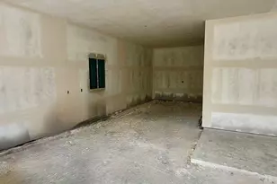 1002 E 6th 1/2 St, Houston, TX 77009 - Photo 12