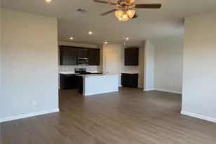 1107 Legrand St, Brenham, TX 77833 - Photo 4