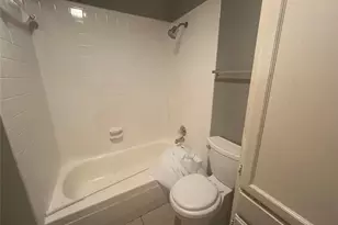 14600 Fonmeadow Dr, Houston, TX 77035 - Photo 6