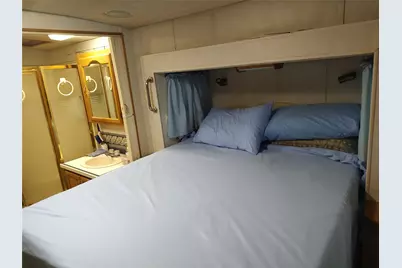 414 Avenue E, Highlands, TX 77562 - Photo 24