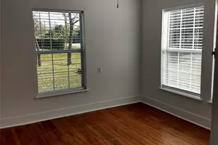 414 Avenue E, Highlands, TX 77562 - Photo 6