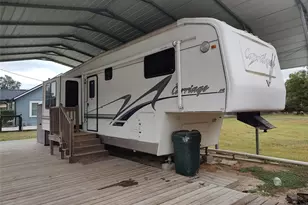 414 Avenue E, Highlands, TX 77562 - Photo 18