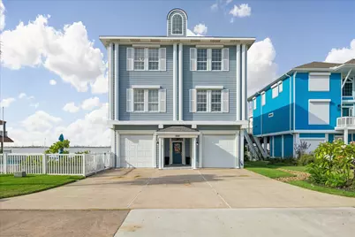 426 Sunset Circle, Tiki Island, TX 77554 - Photo 2